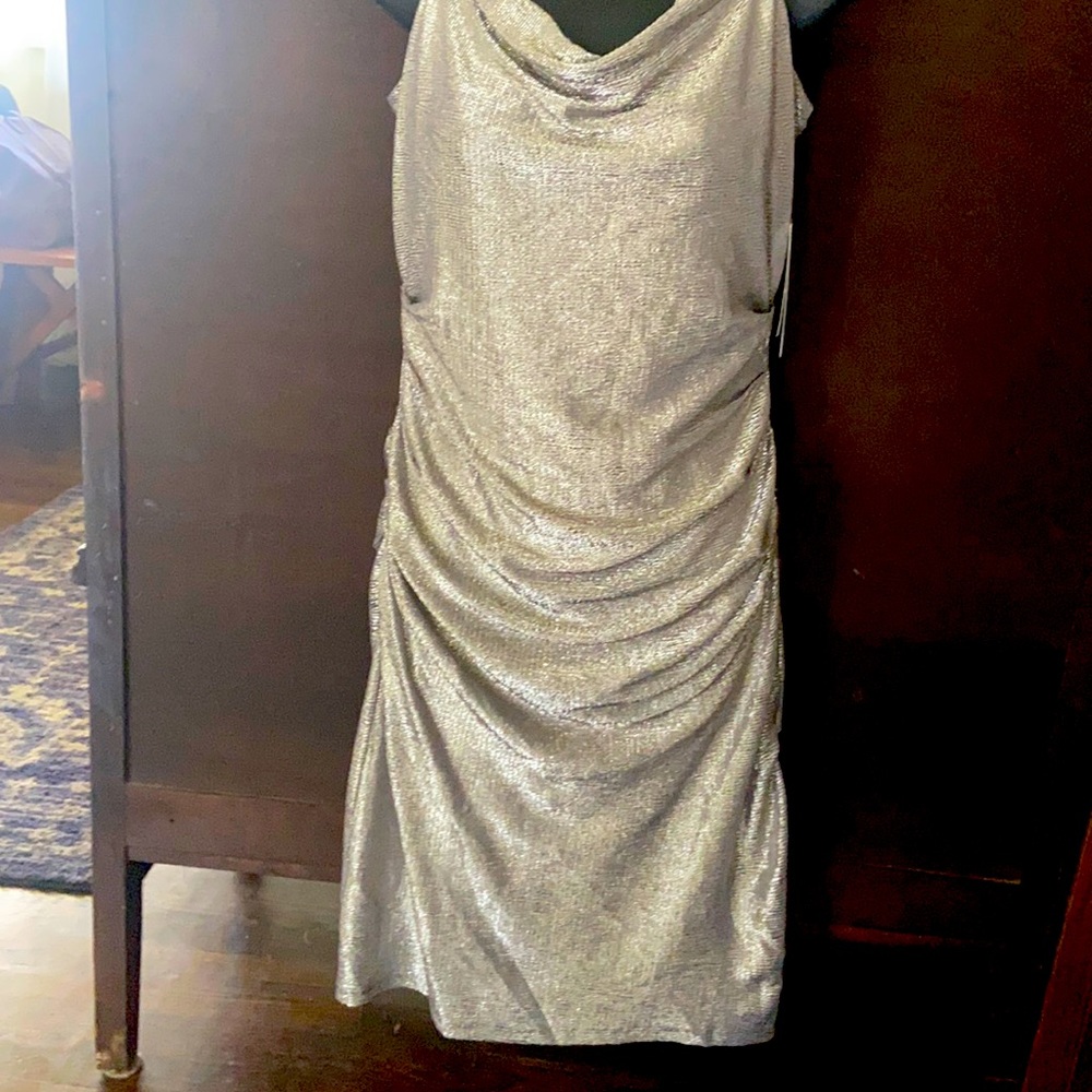 It’s  beautiful dress specially for this holidays